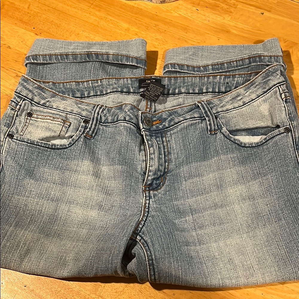 💚#2561 EUC Bailey’s Point Light Blue Cuffed Capris Jeans